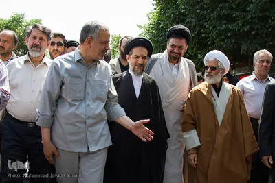 حجت الاسلام علی اکبر ابوترابی فرد و احمد مسجد جامعی در مراسم تشییع پیکر مرحوم حجت‌الاسلام سیدمهدی طباطبایی، استاد برجسته اخلاق