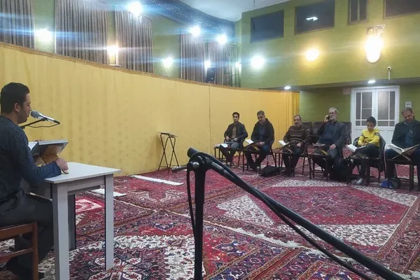 محفل هفتگی تلاوت قرآن در مسجد کدخداباشی تبریز