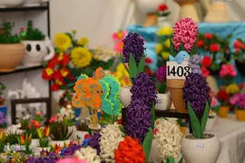 رونق بازار گل و گیاه در آستانه بهار