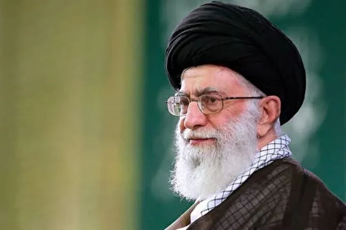 امام خامنه ای د امریکا محصیلینو ته په خطاب کښې وویل:تاسو همدا اوس د تاریخ په سم لور کښې دریدلي یاست