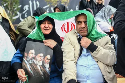تحویل سال نو در میدان انقلاب تهران
