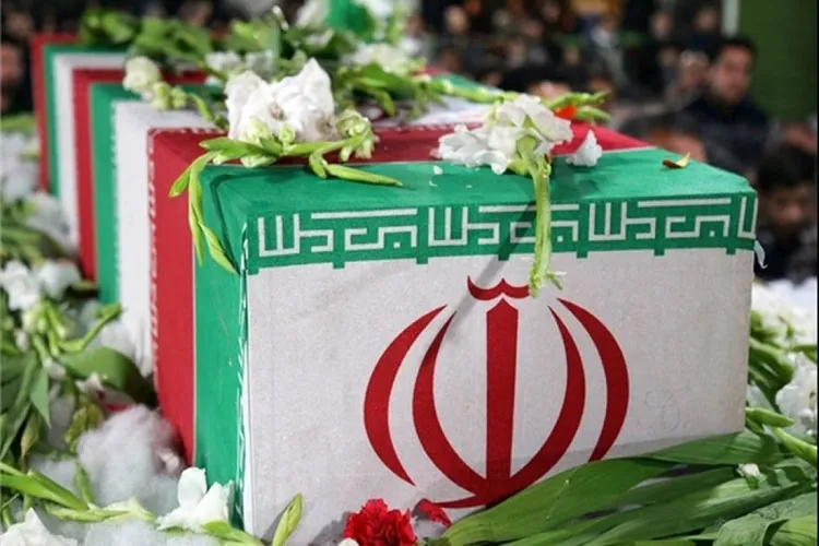 وداع با شهید گمنام در جوار امامزاده سید مظفر(ع) قشم