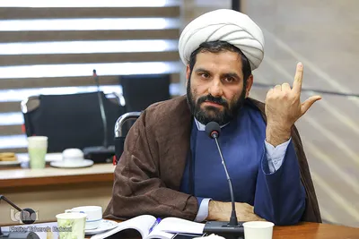 حسین عندلیب، استاد حوزه و دانشگاه در نشست نوع‌دوستی و هم‌زیستی مسالمت‌آمیز در احکام فقه و حقوق