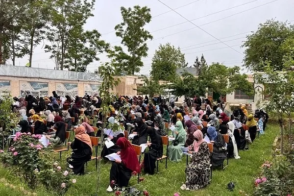 له ۵ زرو زیاتو افغان انجونو د پاکستان تحصیلي بورسونو ته نوملیکنه کړې