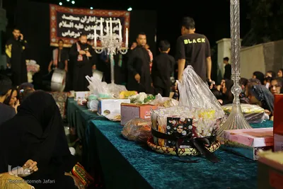 بزرگ‌ترین سفره حضرت رقیه(س) در بندرعباس 