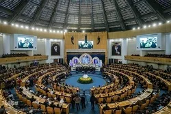 مشهد المقدسة تحتضن المسابقات الدولية الـ41 للقرآن في إیران