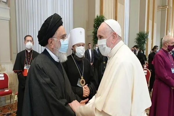 Pinuri ng Iranianong Kleriko si Papa Francis sa Pagsusulong ng Diyalogo sa Pagitan ng Pananampalataya