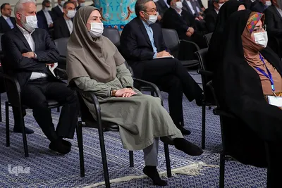 دیدار سفیران و مسئولان وزارت امور خارجه با رهبر انقلاب