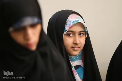دیدار قرآنیان پیرو مکتب شهید سلیمانی و جمعی از مدیران جهاددانشگاهی با خانواده شهید تقوی
