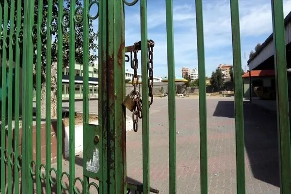 إضراب شامل بغزة رفضاً لمؤتمر المنامة