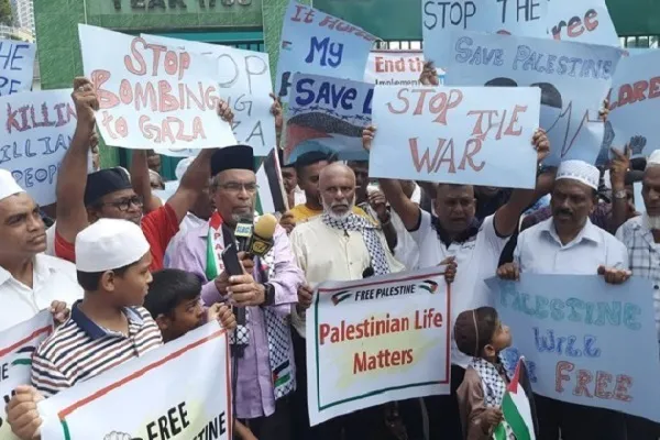 'Pare esta guerra': Muçulmanos do Sri Lanka rezam pelas vítimas de Gaza