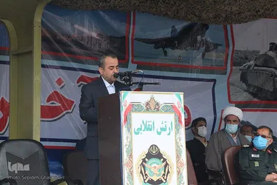 مراسم گرامیداشت روز ارتش در بیرجند