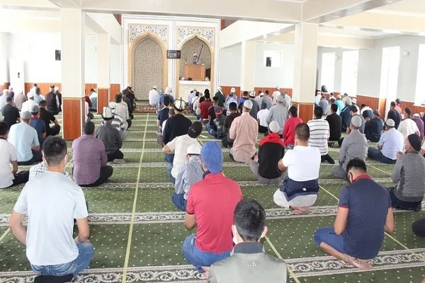 Kırgız camileri yeniden açılacak