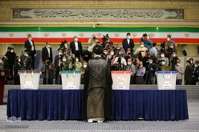 حضور رهبر معظم انقلاب در انتخابات ۱۴۰۰