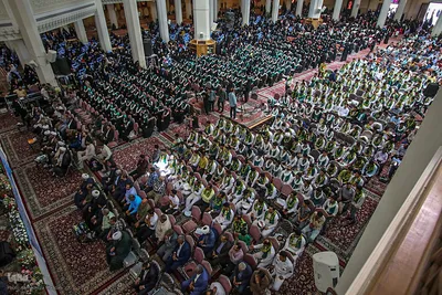 تجلیل از ۴۷۰ حافظ قرآن همراه با گرامیداشت شهدای قرآنی فارس