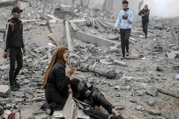 شهادت ده‌ها فلسطینی در حملات مکرر صهیونیست‌ها