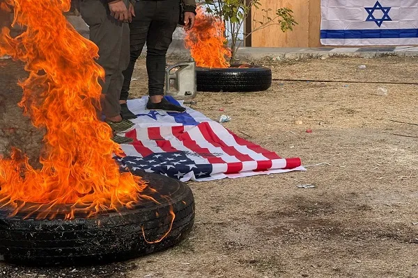 گرامیداشت دومین سالگرد شهادت فرماندهان پیروزی در بغداد
