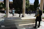 گلباران آرامگاه حافظ و قبور مشاهیر فارس