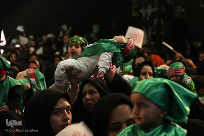 همایش شیرخوارگان حسینی در اصفهان
