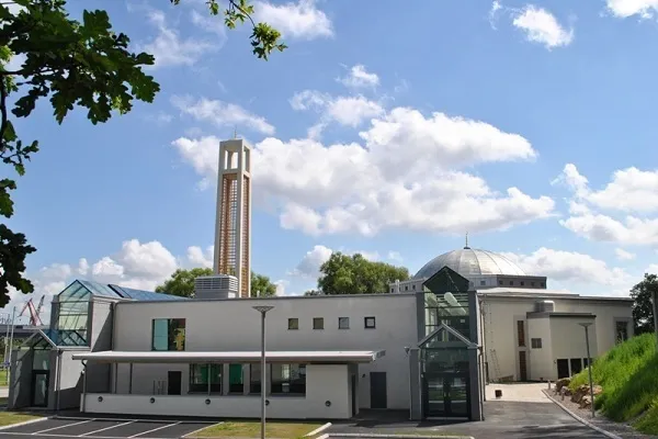 İsveçli siyasinin cami ziyaret talebi reddedildi