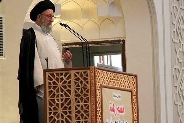 داشتن ایمان راستین از ویژگی‌های یک بسیجی تراز انقلاب است