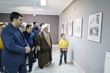 امام جمعه تبریز از نمایشگاه عکس «اختران فروزان» بازدید کرد + عکس