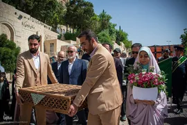 مراسم معنوی تعویض قرآن دروازه قرآن شیراز