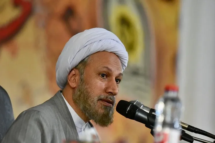 پایگاه مقاومت احمدبن موسی(ع) قرارگاه اصلی فرهنگی، فکری و امنیتی باشد