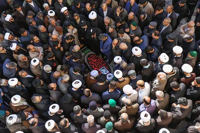 تشییع پیکر آیت‌الله حاج شیخ علی‌اصغر قاضی‌زاده در اراک
