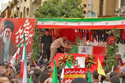 تشییع پیکر سرلشکر شهید مجید خادمی و ۵ تن از شهدای اقتدار در شیراز