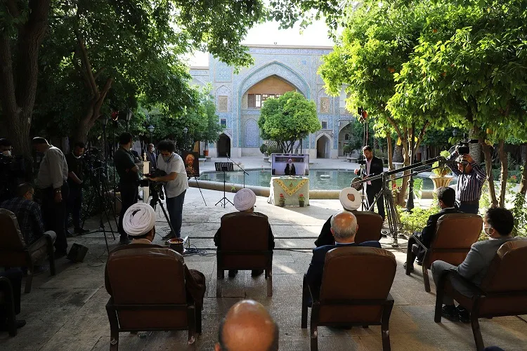 در سایه‌سار صدرای شیرازی/ تكریم یاد صدرالمتألهین در محل تدریسش