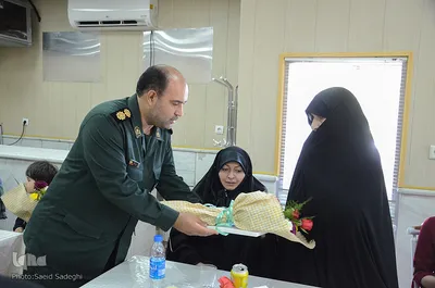 مراسم تجلیل و رونمایی از تمبر یادبود شهدای پالایشگاه تبریز