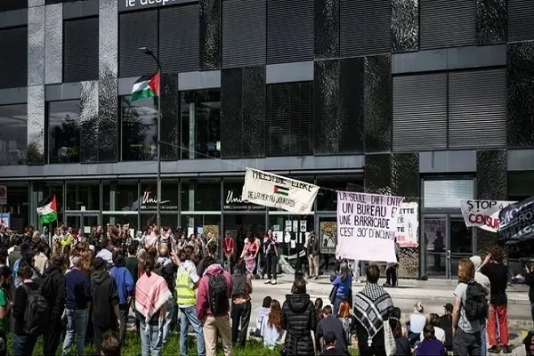 İsveçrənin Lozanna Universitetində anti-sionist nümayişi