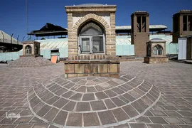 بادگیرهای یزدی تهویه و خنک کننده هوا در مسجد ۱۰۰۰ساله جامع(عتیق) تهران