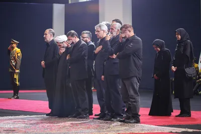 مراسم ادای احترام مقامات و شخصیت‌های کشورهای خارجی به پیکر مطهر رهبر شهید انقلاب