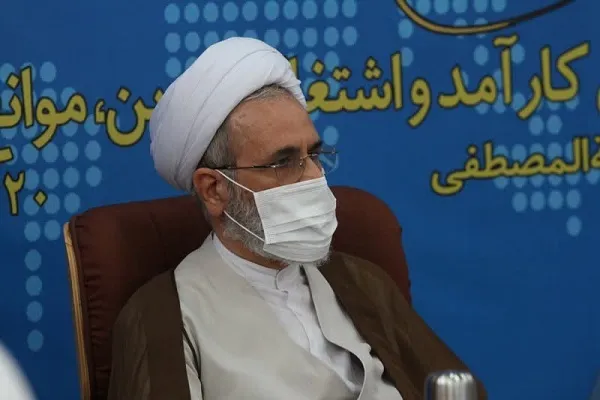 لزوم ارائه کتب پایه و مبانی اسلامی در قالب‌های متنوع
