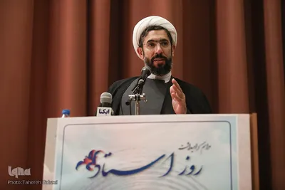 مراسم گرامیداشت روز استاد