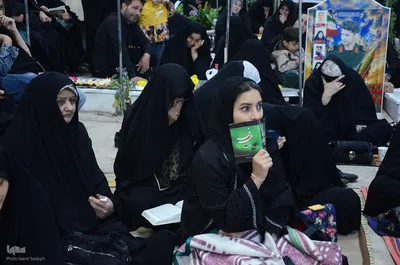 مراسم دعای عرفه در گلزارشهدای وادی رحمت تبریز