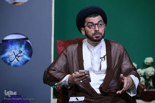 برخورداری از عزت و عظمت در گرو درک درست و عمل صحیح به آموزه‌های قرآنی