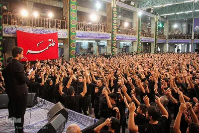 حسینیه ایران؛ تاسوعای حسینی در مسجد حظیره یزد