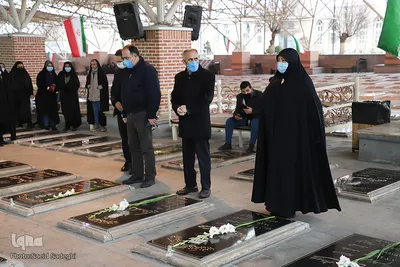 عطرافشانی گلزار شهدای وادی رحمت تبریز‎‎