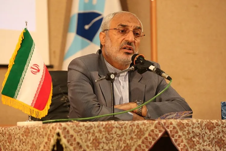 زاهدی: وزیر بهداشت مستنداتش درباره فروش صندلی در برخی دانشگاه‌ها را ارائه کند