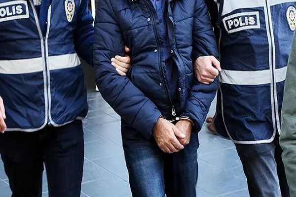 Adana'da IŞİD operasyonunda 5 kişi yakalandı