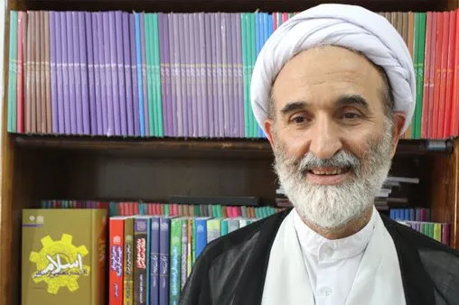 مسئولیت اول در روند تحقق اقتصاد مقاومتی متوجه حوزه علمیه است/ دولت پشتیبانی کند