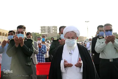 اقامه نماز عید فطر در امامزاده سید جعفر محمد (ع ) - یزد‎