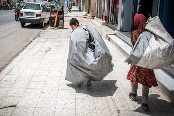 کودکان از محل‌های خطرناک جمع‌آوری می‌شوند