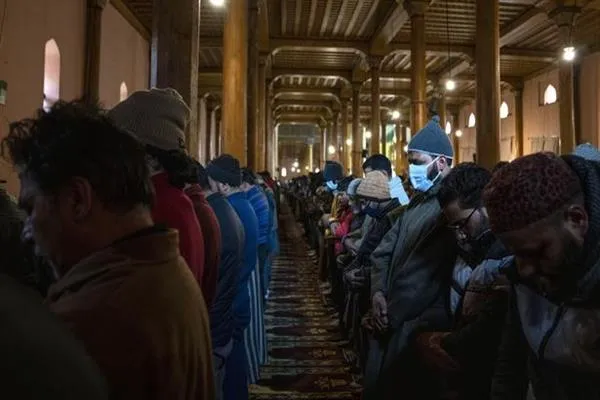 Srinagar Grand Mosque Reopened after 7 Months