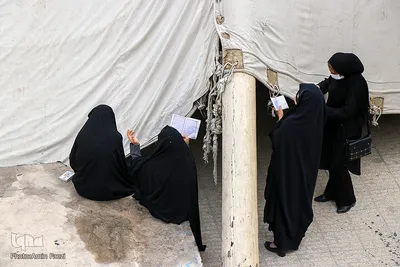 آیین سنتی برپایی خیمه‌های عاشورایی زرقان‎‎