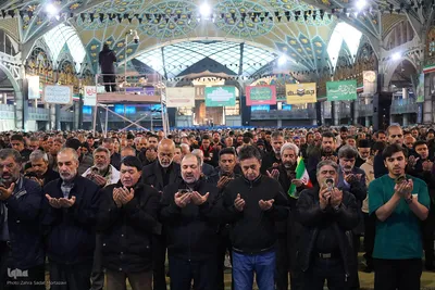 اقامه نماز عید فطر در مصلای اصفهان