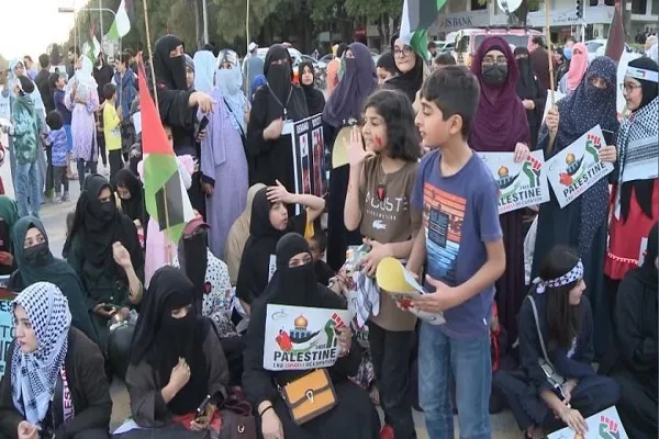 په پاکستان کې د فلسطیني ولس په ملاتړ کې د روژتیانو ستره غونډه جوړه شوه